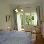Friedrich-borge-strasse Holiday home Kuehlungsborn